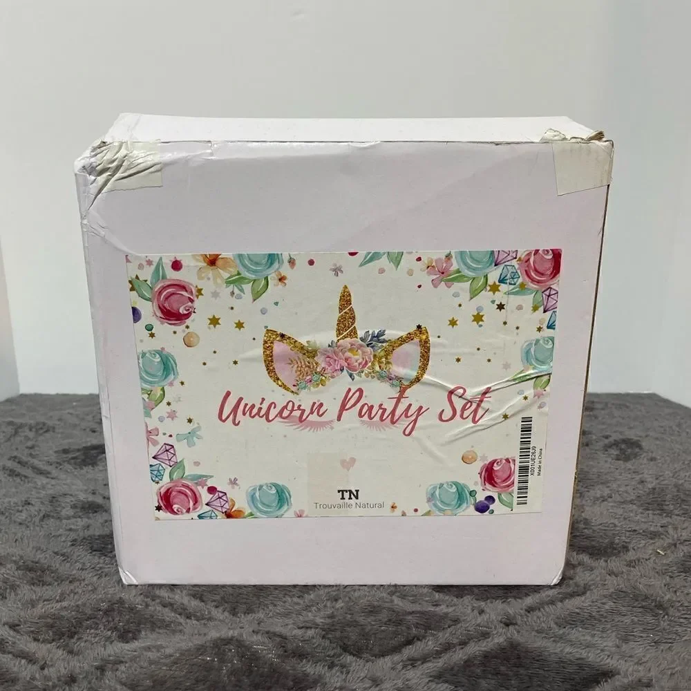 Unicorn Party Decorations set of 81 NWT